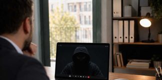 Cuidado con el “timo del Zoom”: falsos compradores que contactan con inmobiliarias