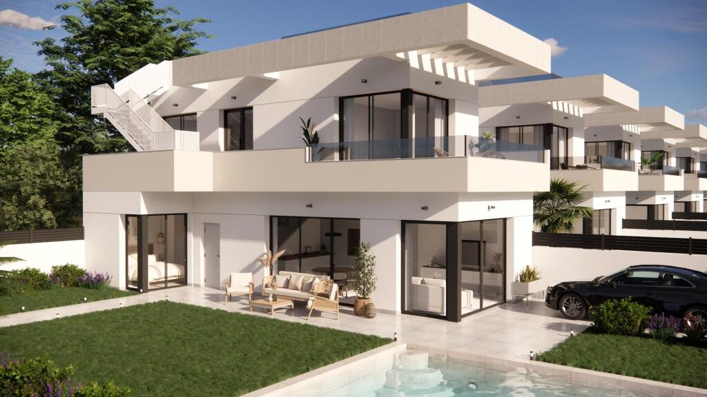 Foto villas pareadas de obra nueva en los montesinos
