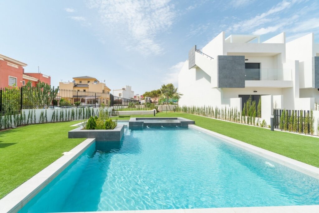 nuevo conjunto residencial en los balcones (torrevieja) foto grande (2)
