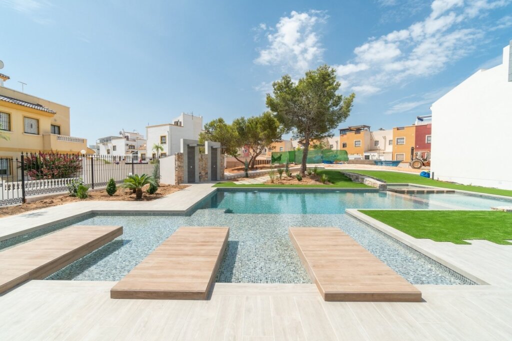 nuevo conjunto residencial en los balcones (torrevieja) foto grande (3)