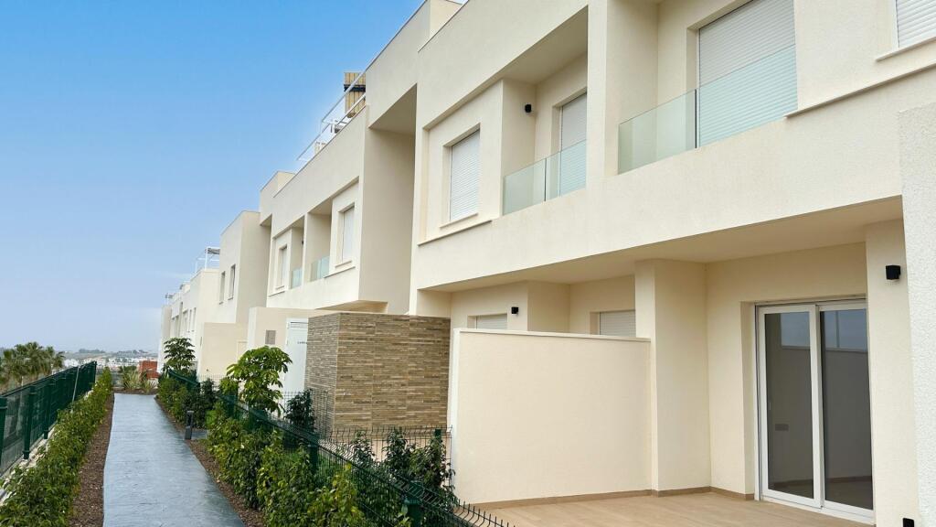 Foto nuevos bungalows en la finca golf, algorfa – lujo y naturaleza en la costa blanca