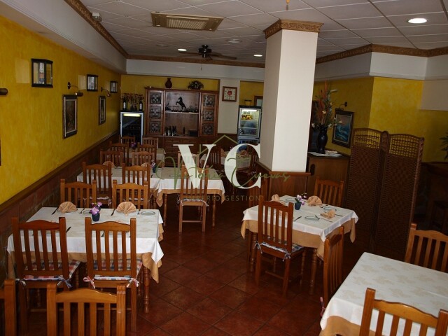 local comercial en venta en torrox málaga foto grande (2)