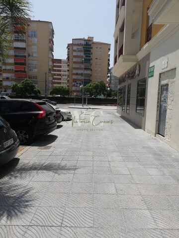 local comercial en alquiler en torre del mar málaga foto grande (3)