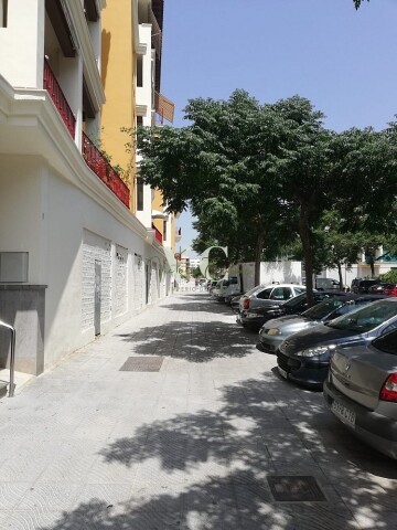 local comercial en alquiler en torre del mar málaga foto grande (2)