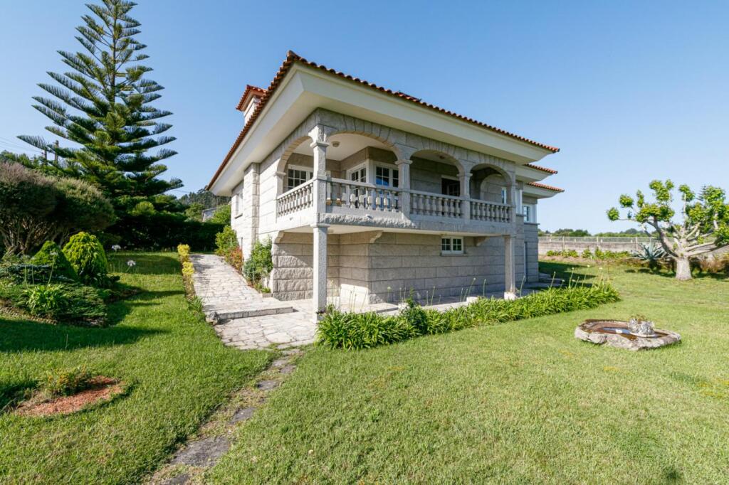Foto impresionante chalet con las mejores vistas al mar