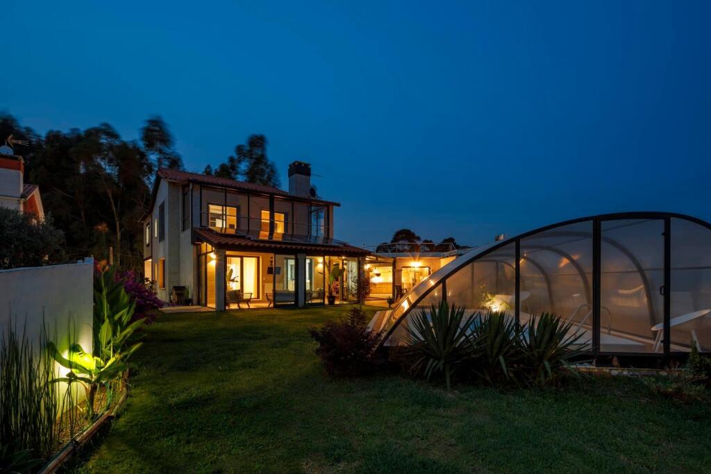 John deere  de segunda mano - ESPECTACULAR CHALET EN CANGAS DEL MORRAZO