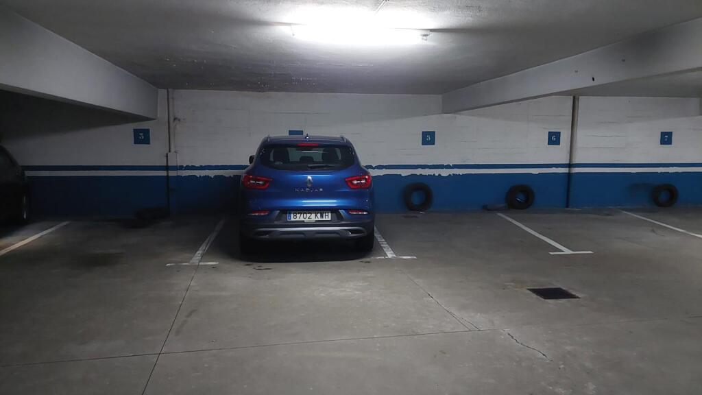 se vende plaza de garaje en montero ríos, 34 foto grande (2)