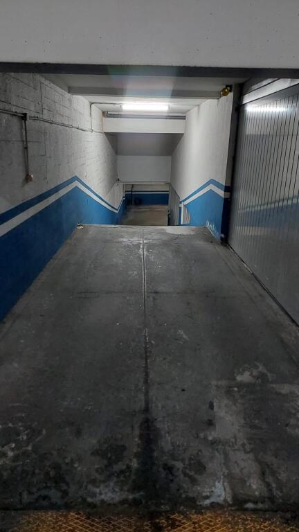 se vende plaza de garaje en montero ríos, 34 foto grande (3)