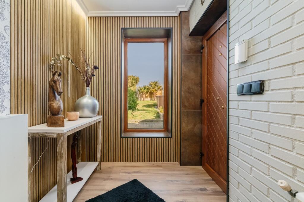 Foto chalet de lujo en lalín con piscina y acabados de alta calidad