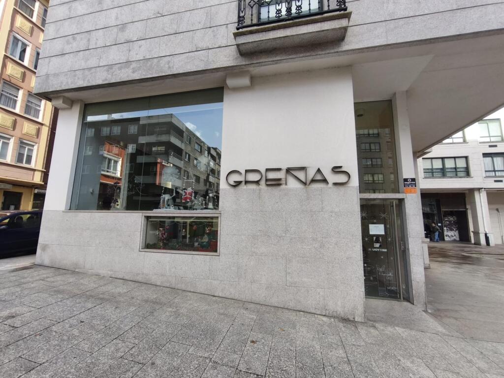 Local comercial en venta en Ferrol