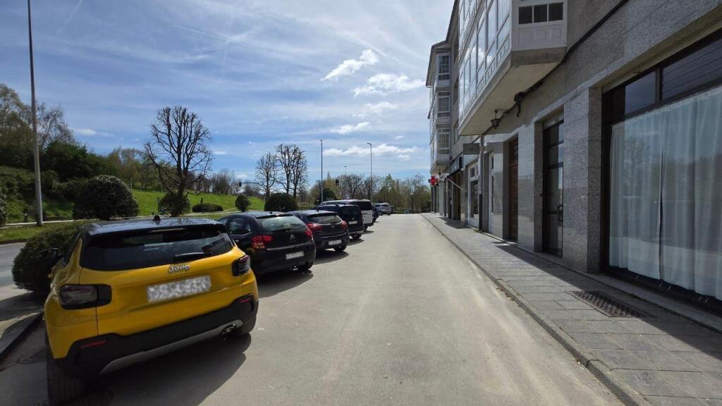 Local comercial en venta en Santiago de Compostela