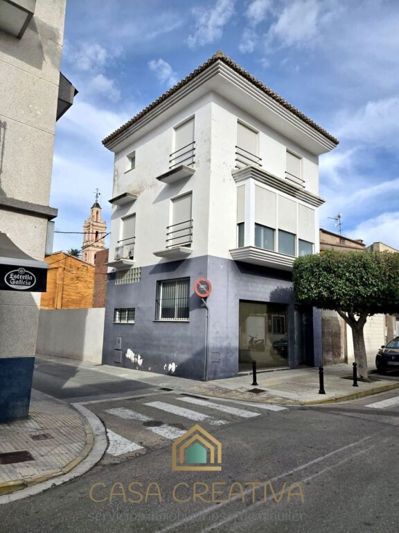 Casa-Chalet en Venta en Benirredrà Valencia