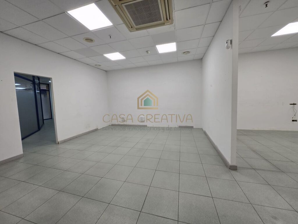 Local comercial en Alquiler en Valencia Valencia
