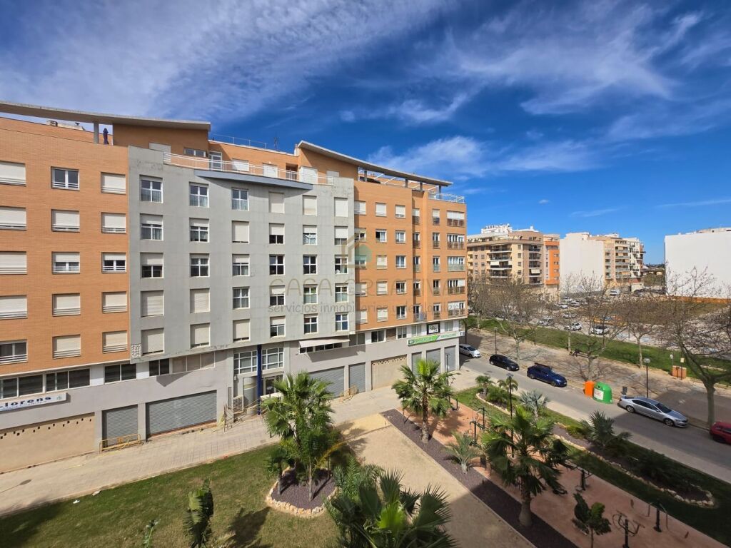 Piso en Venta en Canals Valencia