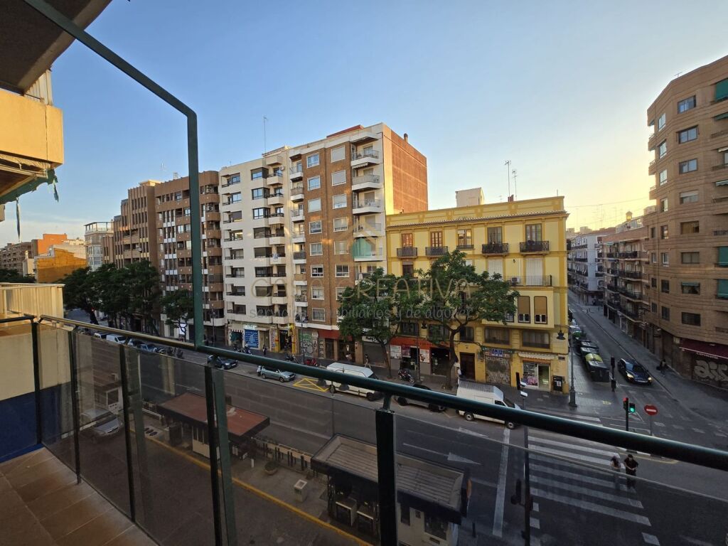 GRAN PISO EN ALQUILER EN ZONA TORRES DE QUART – VALENCIA - foto 11
