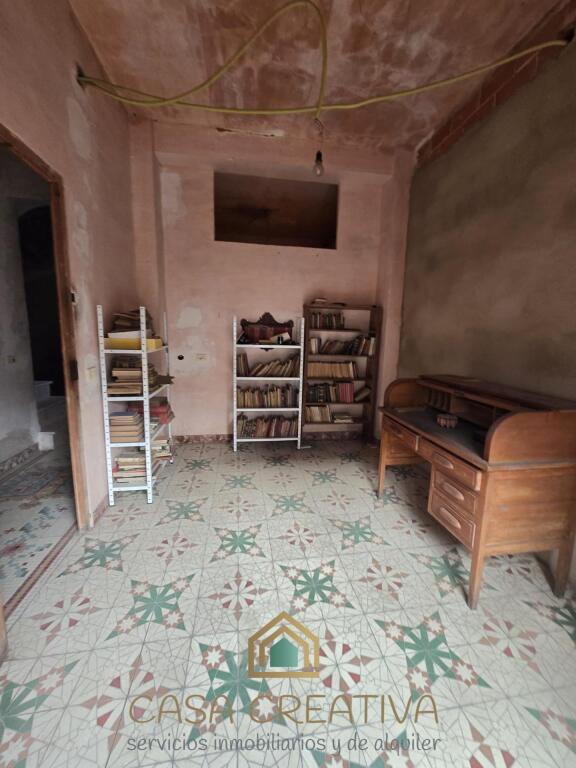 CASA EN VENTA EN FAVARA – GRAN POTENCIAL PARA REFORMA - foto 42