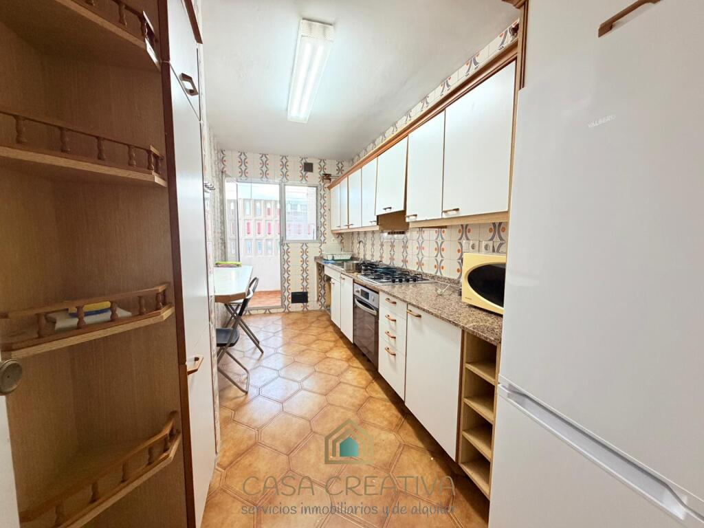 ✨ AMPLIO PISO MUY LUMINOSO EN 10ª ALTURA – Z. AVDA CATALUÑA  - foto 21