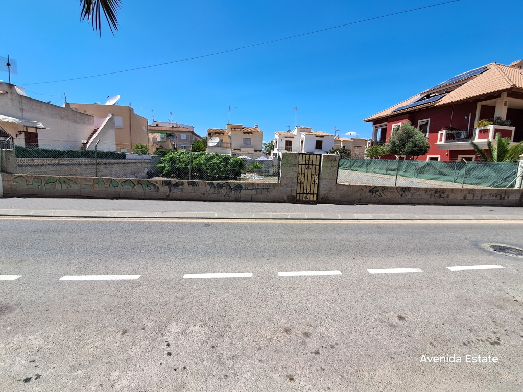 solar urbano en venta en torrevieja alicante foto grande (2)