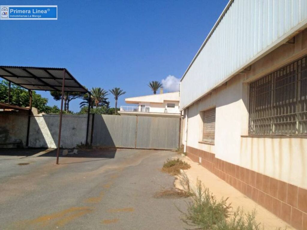 Foto venta de local comercial en el centro de cabo de palos