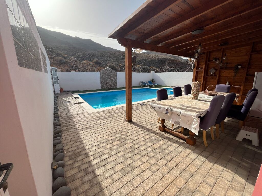 casa-chalet en venta en gran tarajal las palmas foto grande (2)