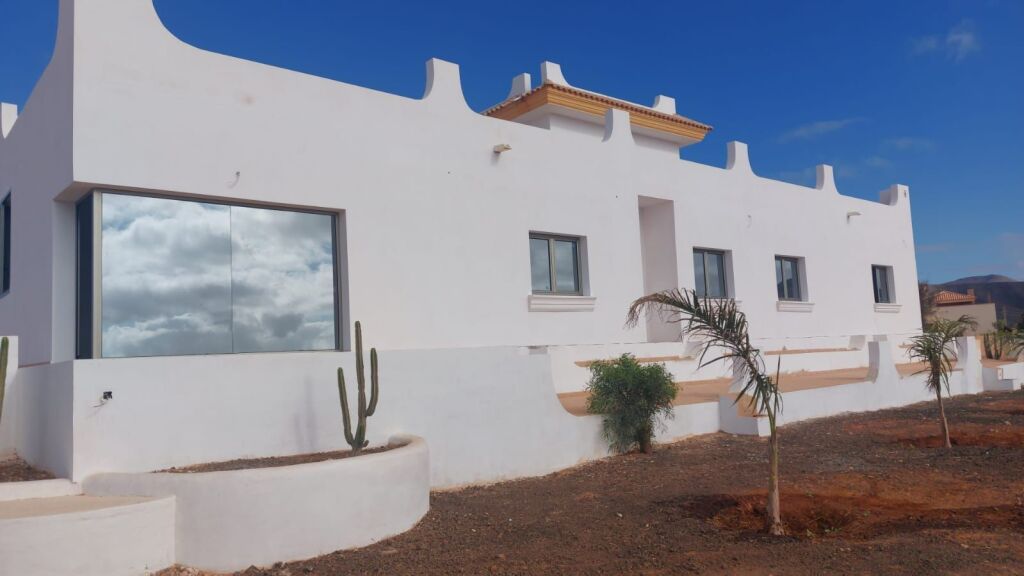 Foto casa-chalet en venta en tarajalejo las palmas