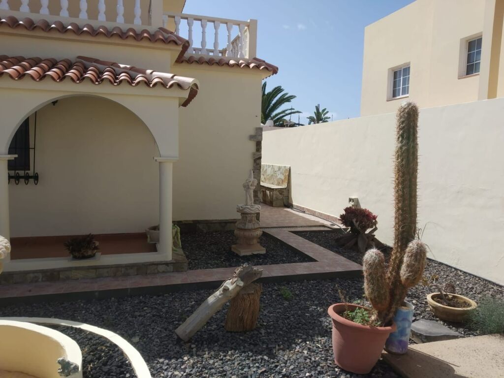 casa-chalet en venta en tuineje las palmas foto grande (2)