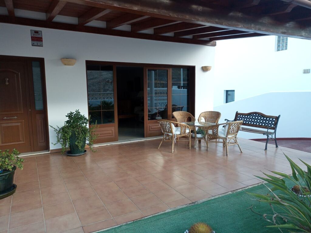 casa-chalet en venta en gran tarajal las palmas foto grande (2)