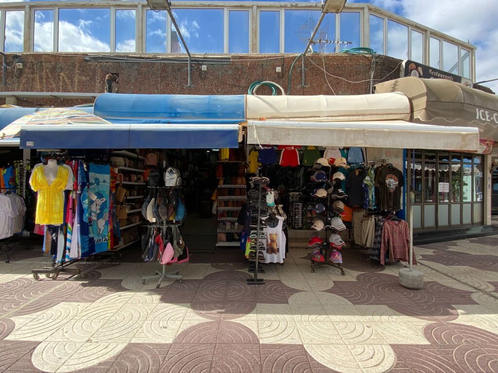 local comercial en venta en san bartolome de tirajana las palmas foto grande (3)