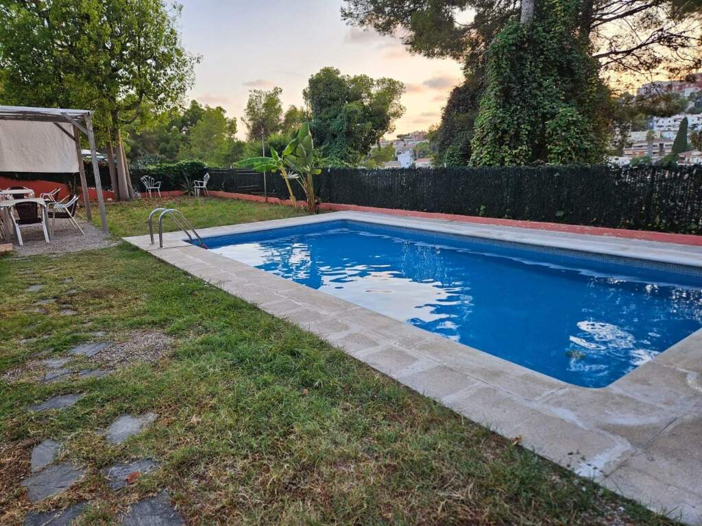 Foto estupendo piso en segur de calafell con piscina comunitaria