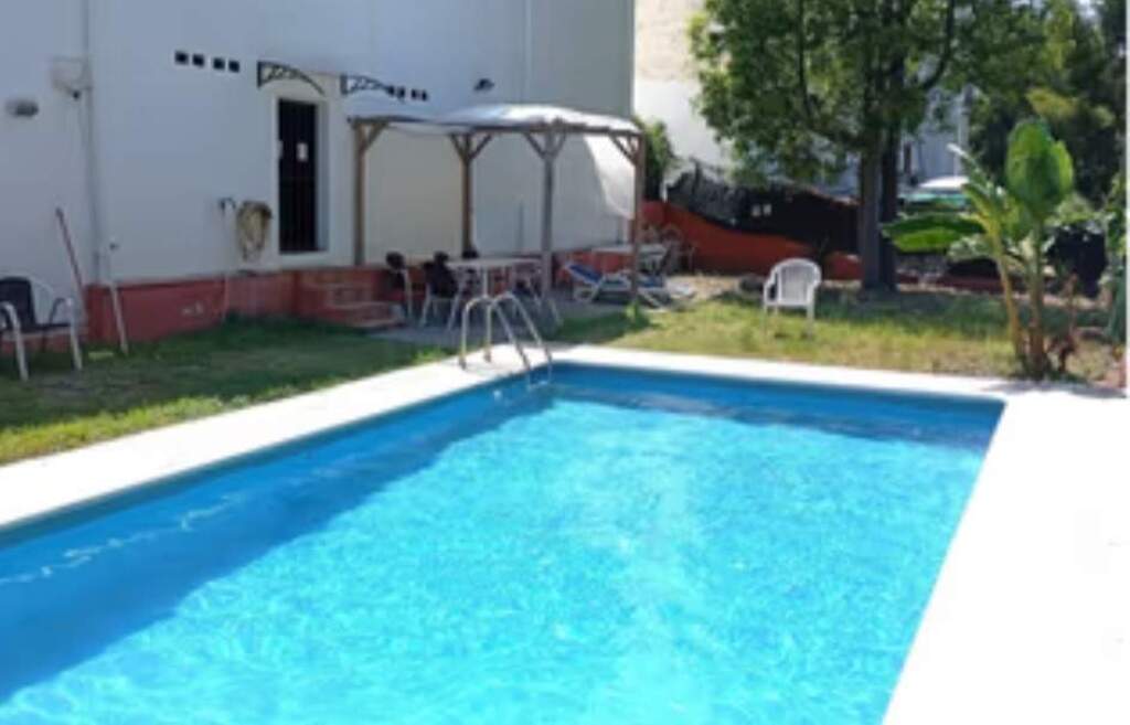 estupendo piso en segur de calafell con piscina comunitaria foto grande (2)
