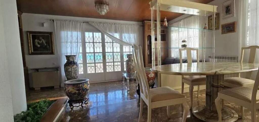 alquiler exclusiva villa en bellamar foto grande (3)