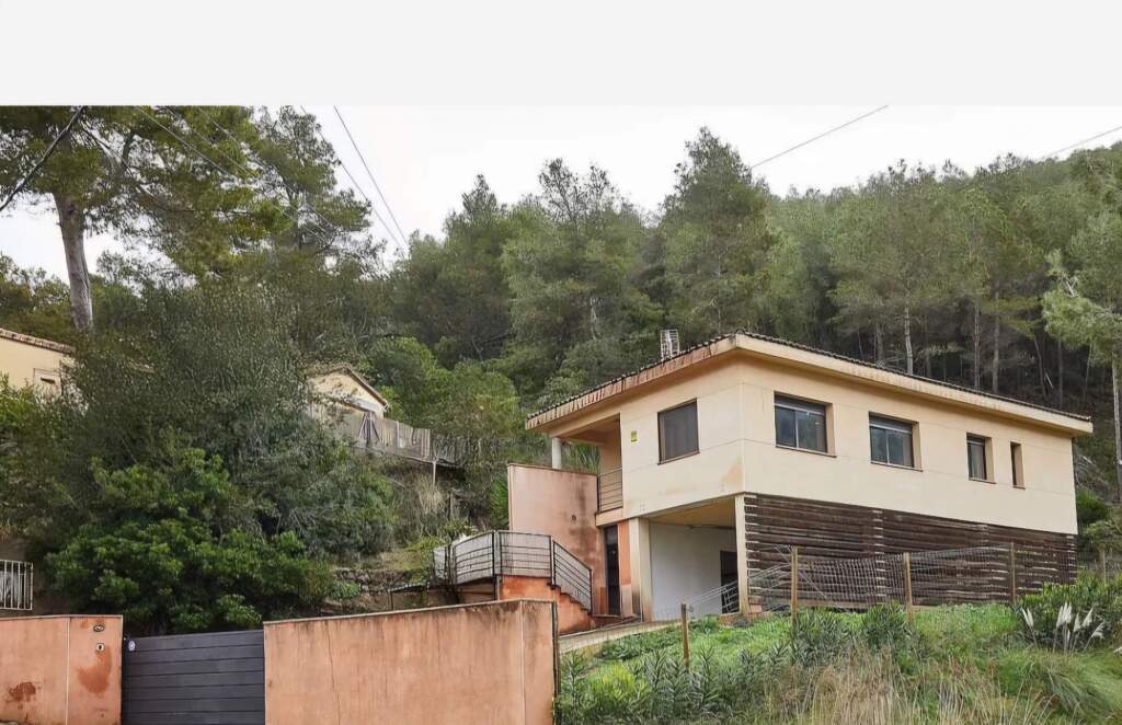 casa independiente en olesa de bonesvalls foto grande (2)