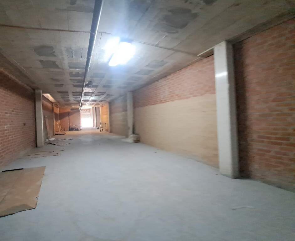 local comercial en cornellá de llobregat foto grande (3)