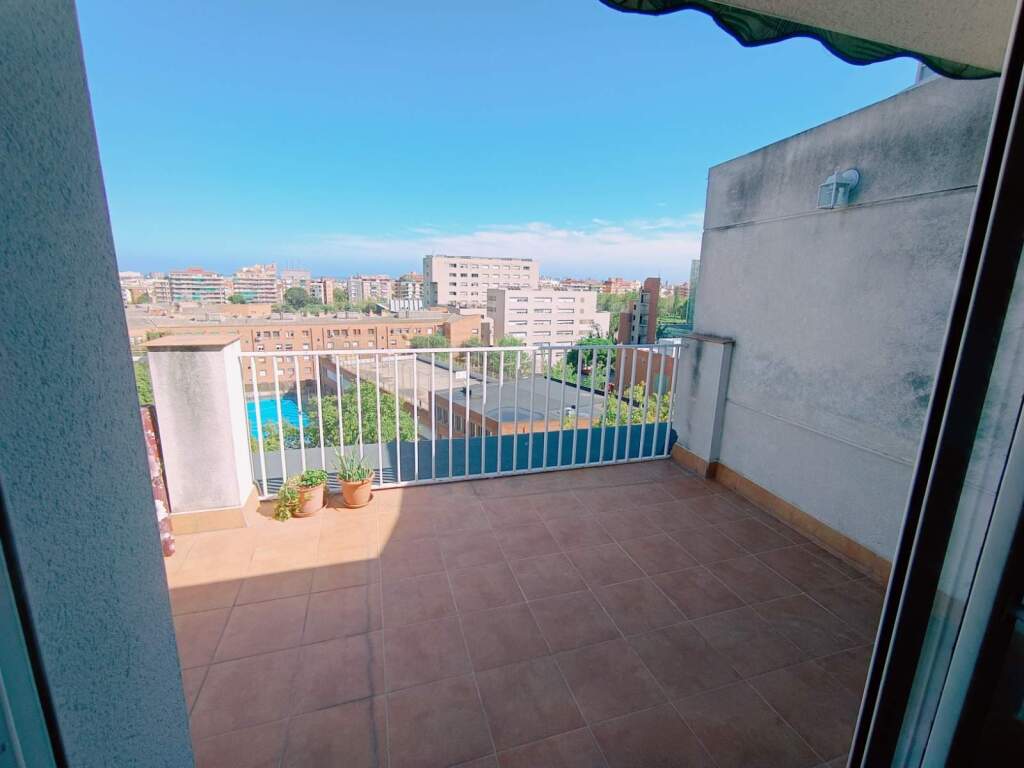 Atico con preciosa terraza en alquiler temporal