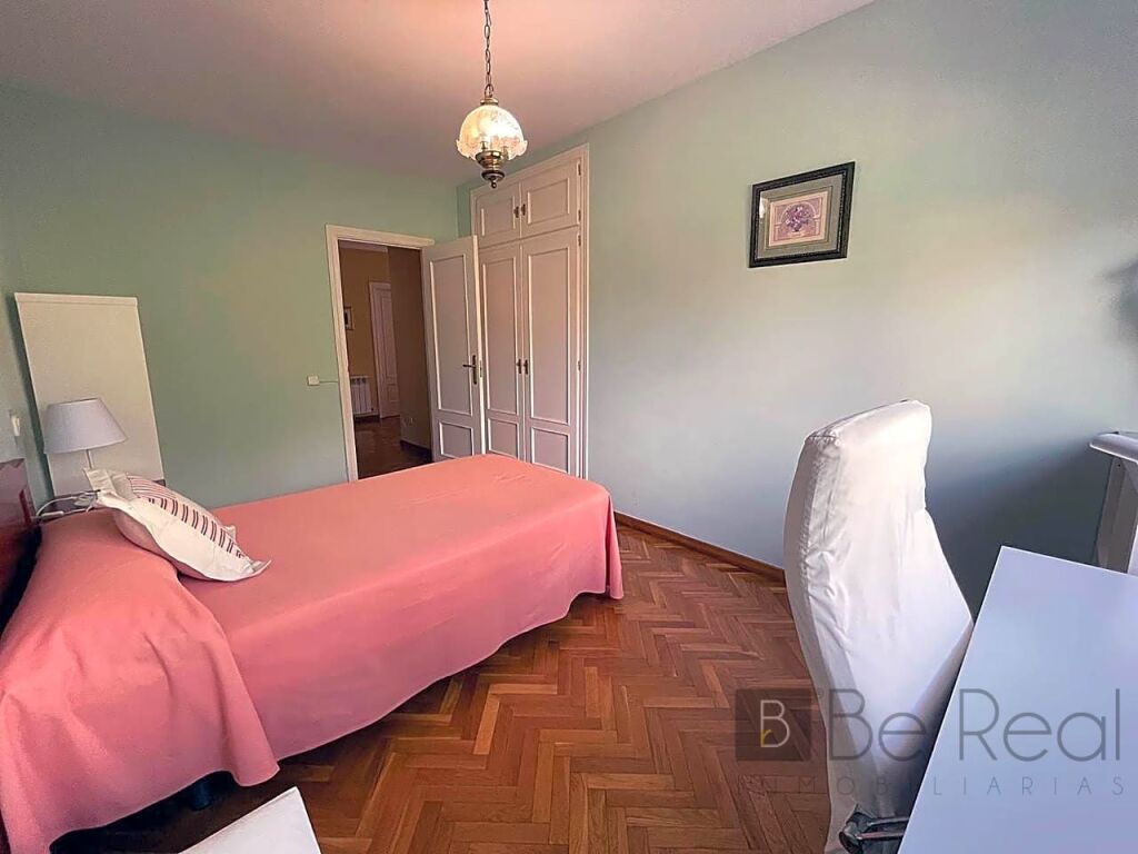 ¡chicas estudiantes! última habitación en chalet a compartir en villanueva de la cañada (madrid). foto grande (2)