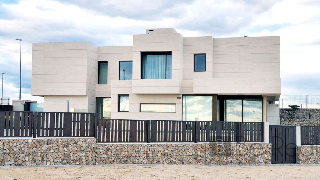 Foto espectacular chalet pareado de lujo en majadahonda (madrid)