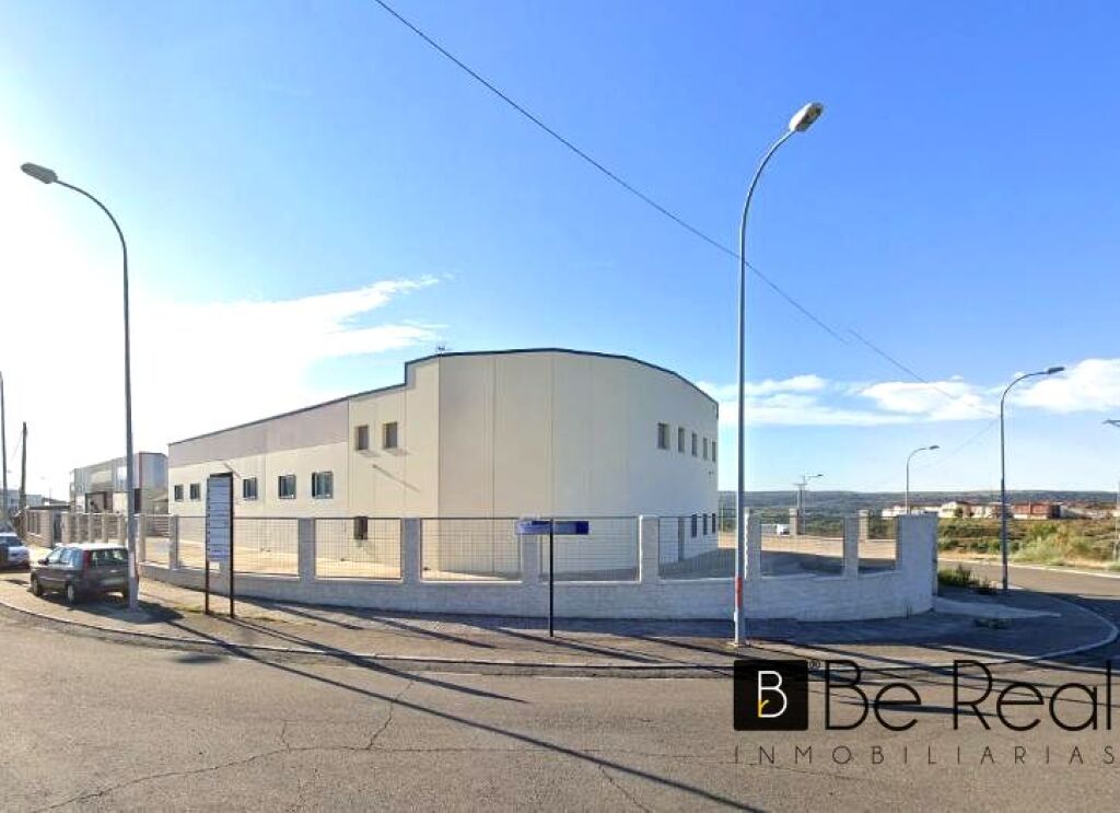 Foto disponible en venta nave industrial coria (cáceres).