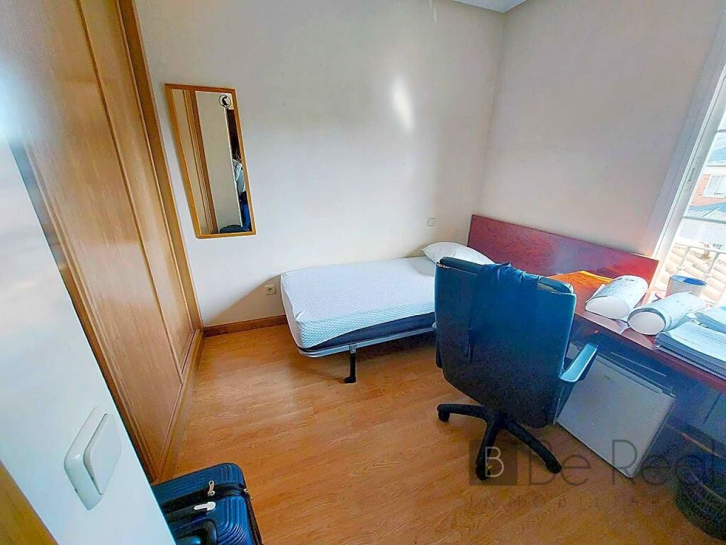 habitaciones para chicas estudiantes en alquiler en villanueva de la cañada (madrid). foto grande (3)