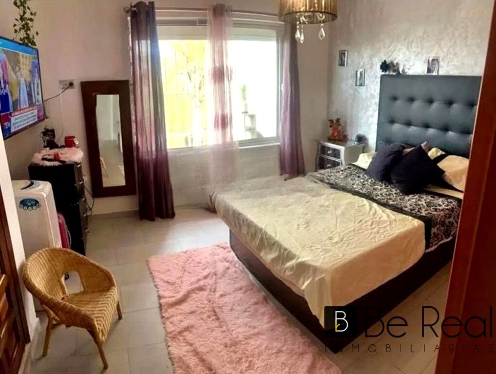exclusiva villa con vistas panorámicas al mar en urbanización privada en málaga. foto grande (3)