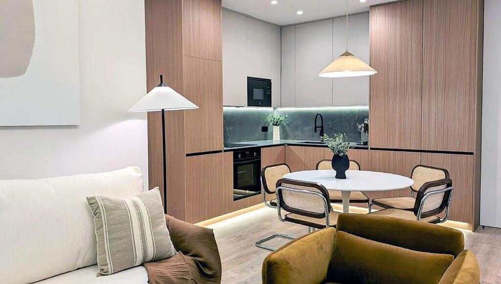 Foto ¡auténtico lujo! piso reformado en recoletos madrid