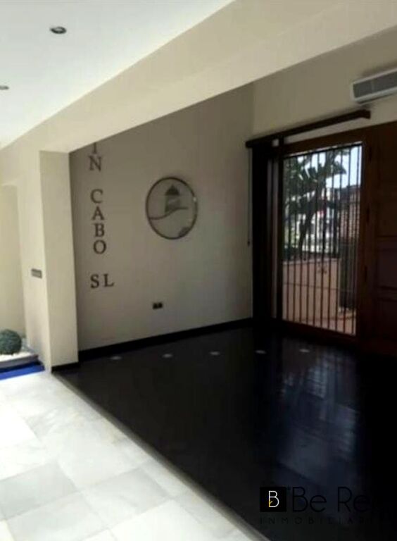 oportunidad: en venta edificio de oficinas en el corazón de guadalmina baja (estepona) foto grande (3)