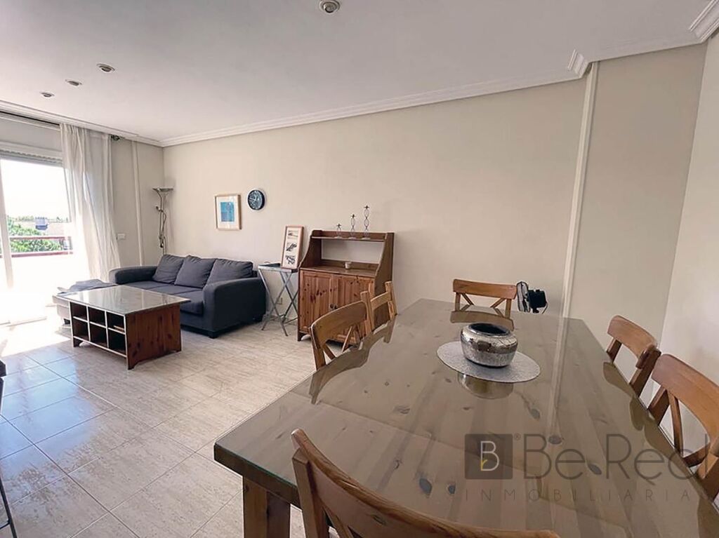 Foto estudiantes, piso en alquiler de 2 habitaciones con plaza de garaje en villanueva de la cañada.