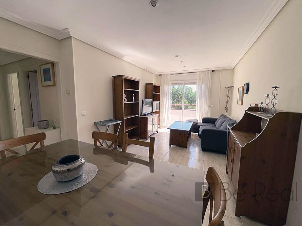 estudiantes, piso en alquiler de 2 habitaciones con plaza de garaje en villanueva de la cañada. foto grande (2)