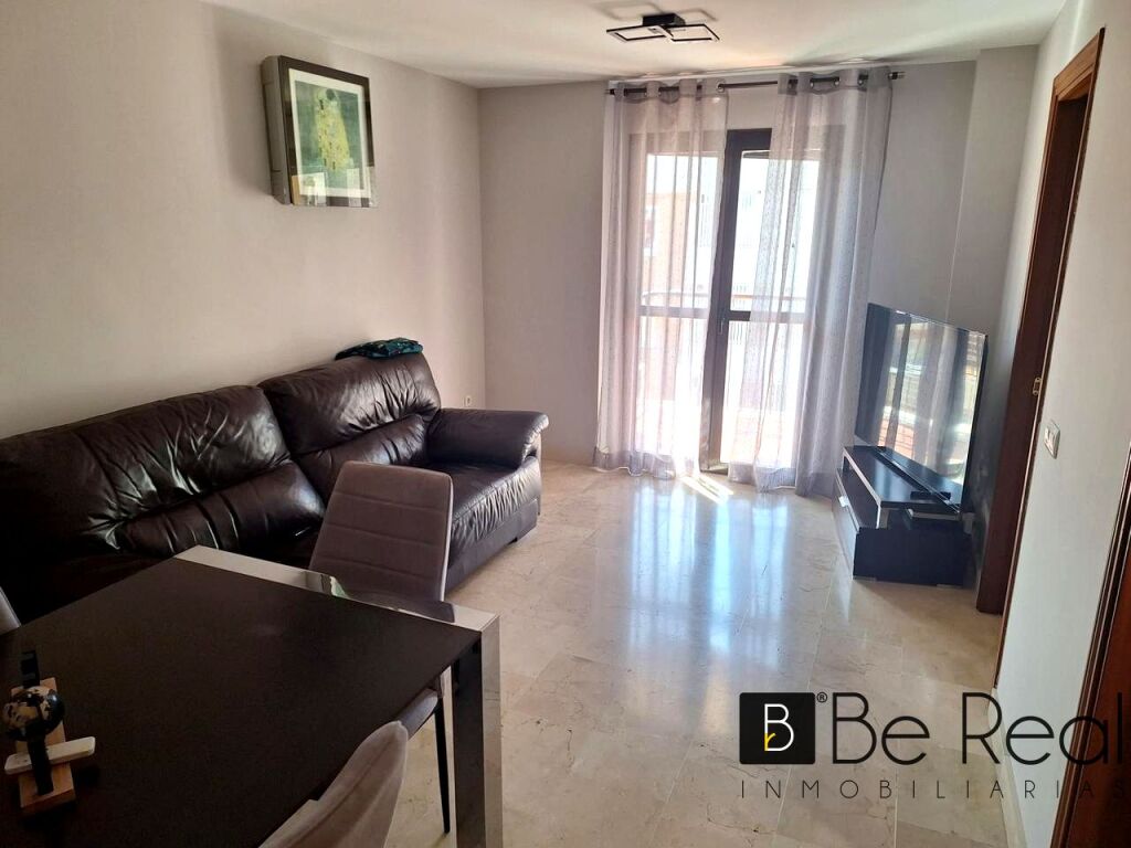 atico en venta en pleno corazón de málaga foto grande (2)