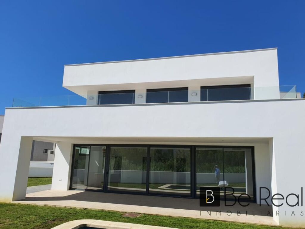 villas duquesa golf & beach: exclusividad y lujo a 600m del mar con vistas panorámicas foto grande (3)