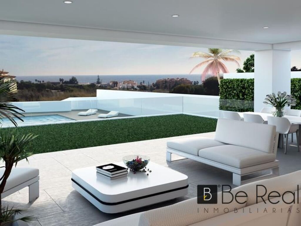 Foto villas duquesa golf & beach: exclusividad y lujo a 600m del mar con vistas panorámicas