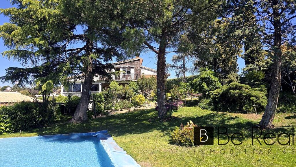 Foto amplio chalet independiente con piscina privada en mirador del romero, valdemorillo (madrid).