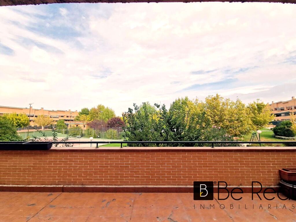 habitaciones para estudiantes en piso compartido en villanueva de la cañada (madrid) foto grande (2)