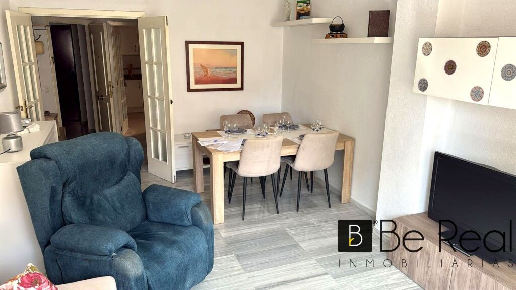 Foto oportunidad, excelente piso en torremolinos (málaga)