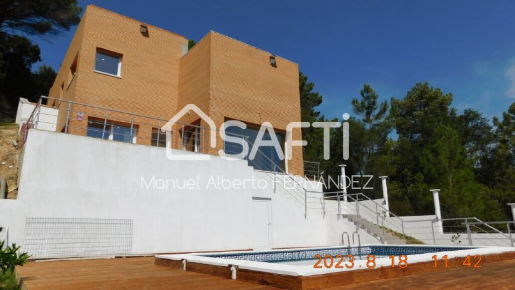 Foto Casa en Venta en Lloret De Mar, Girona - € 360.000 - mil1030819 - BienesOnLine